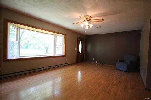 8225 Springfield Jamestown Rd, Springfield, OH 45502 photo 13