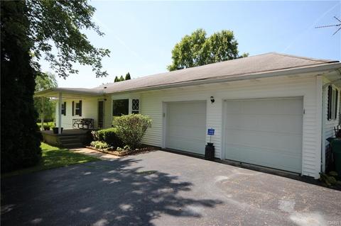 8225 Springfield Jamestown Rd, Springfield, OH 45502 photo 3