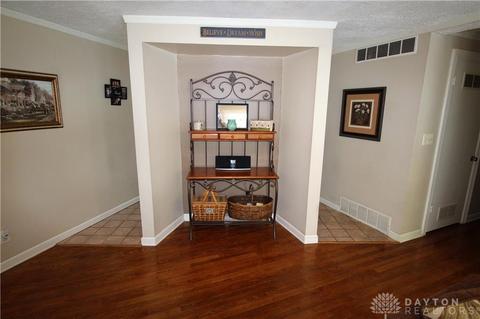 1239 E Centerville Station Rd, Dayton, OH 45459 photo 6