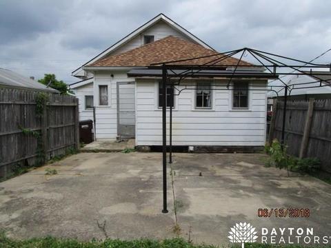 1907 Kenton St, Springfield, OH 45505 photo 3