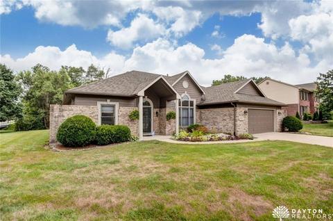 482 Maple Springs Dr, Dayton, OH 45458 photo 1