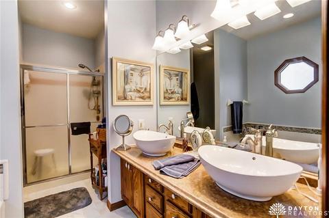 482 Maple Springs Dr, Dayton, OH 45458 photo 19