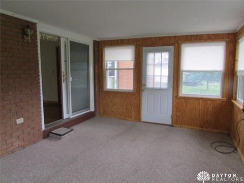 2801 S Limestone St, Springfield, OH 45505 photo 24