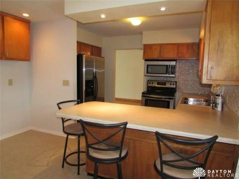 2801 S Limestone St, Springfield, OH 45505 photo 13