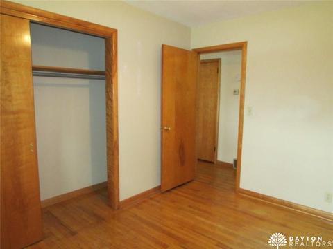 2801 S Limestone St, Springfield, OH 45505 photo 18