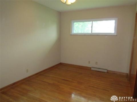 2801 S Limestone St, Springfield, OH 45505 photo 17