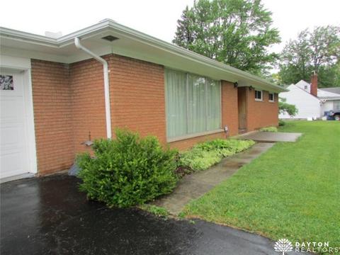 2801 S Limestone St, Springfield, OH 45505 photo 2