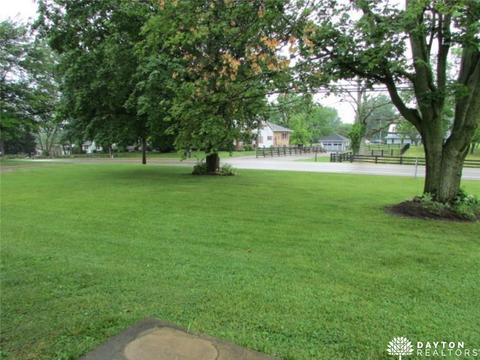 2801 S Limestone St, Springfield, OH 45505 photo 34