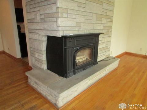 2801 S Limestone St, Springfield, OH 45505 photo 7