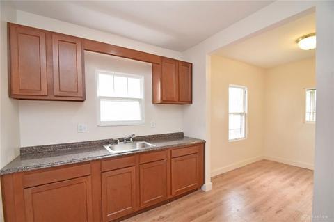 2851 Winburn Rd, Dayton, OH 45420 photo 9
