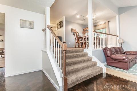 70 Clearview Dr, Springboro, OH 45066 photo 7