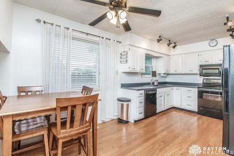 70 Clearview Dr, Springboro, OH 45066 photo 11