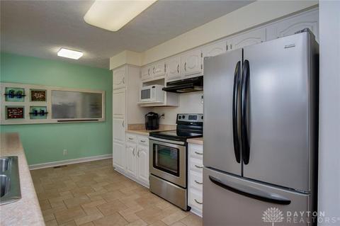 1017 Wenbrook Dr, Dayton, OH 45429 photo 7