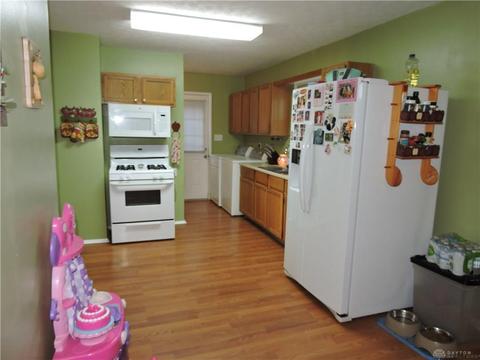 2520 Barryknoll St, Dayton, OH 45420 photo 4