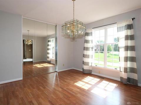 1230 Eastman Ln, Maineville, OH 45039 photo 8