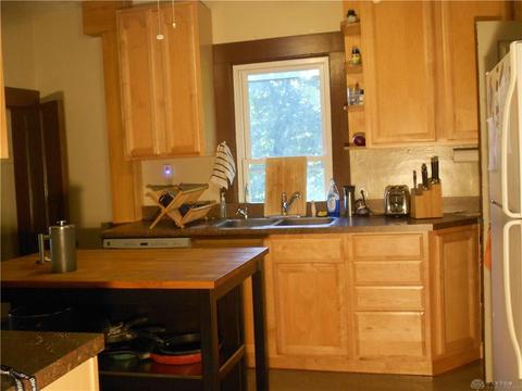 2421 Maple Dr, Beavercreek, OH 45431 photo 5
