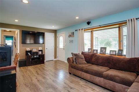 2465 Vale Dr, Dayton, OH 45420 photo 7