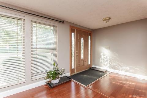 3017 E Rahn Rd, Dayton, OH 45440 photo 2