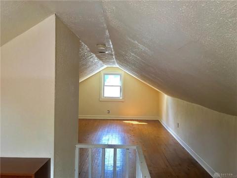 1309 Southlyn Dr, Dayton, OH 45409 photo 8