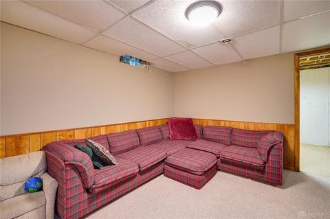 1401 Streamside Dr, Dayton, OH 45459 photo 9