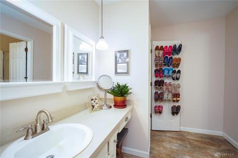 1401 Streamside Dr, Dayton, OH 45459 photo 35