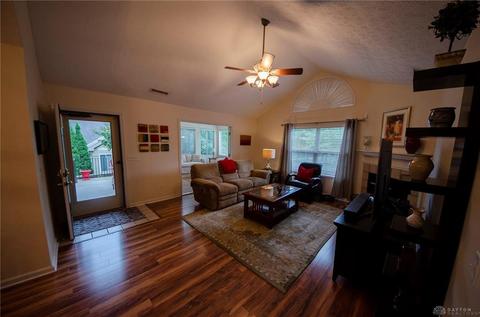 154 Villa Pointe Dr, Springboro, OH 45066 photo 8
