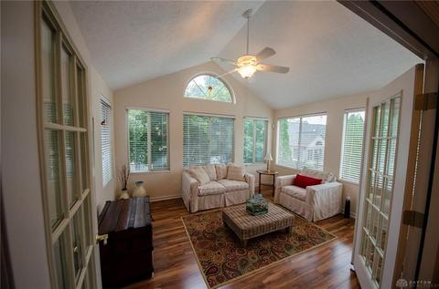 154 Villa Pointe Dr, Springboro, OH 45066 photo 9