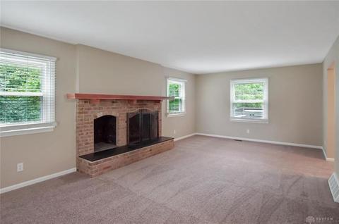 766 W Lytle Five Points Rd, Springboro, OH 45066 photo 4