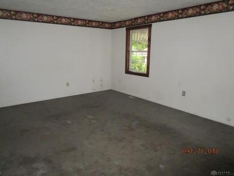 1365 Perry St, Springfield, OH 45504 photo 6