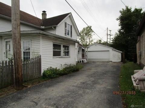 1365 Perry St, Springfield, OH 45504 photo 2