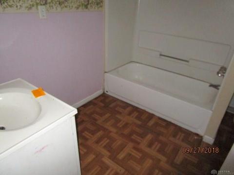 1365 Perry St, Springfield, OH 45504 photo 11