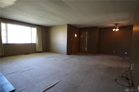 1024 E Stroop Rd, Dayton, OH 45429 photo 9