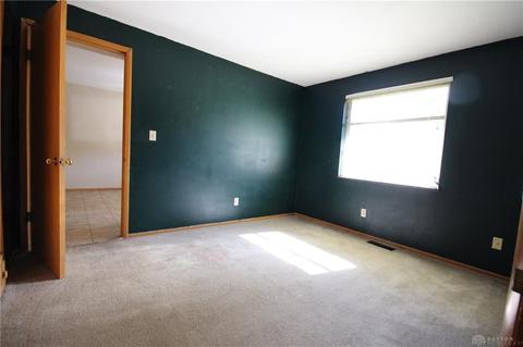1024 E Stroop Rd, Dayton, OH 45429 photo 13