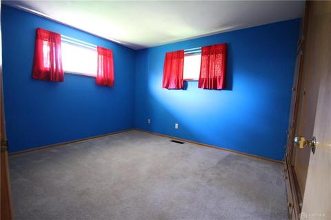 1024 E Stroop Rd, Dayton, OH 45429 photo 12