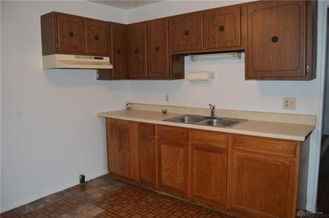 929 S Western Ave, Springfield, OH 45506 photo 8