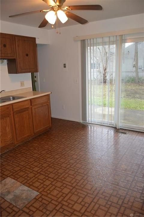 929 S Western Ave, Springfield, OH 45506 photo 10