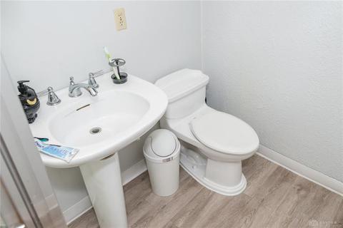 871 E Whipp Rd, Dayton, OH 45459 photo 39