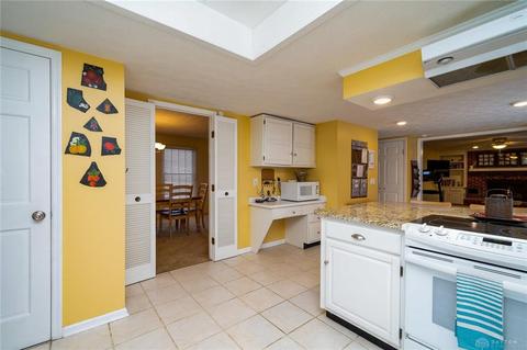 10307 Stationview Ct, Dayton, OH 45458 photo 12