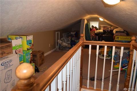 203 E Circle Dr, Dayton, OH 45449 photo 24
