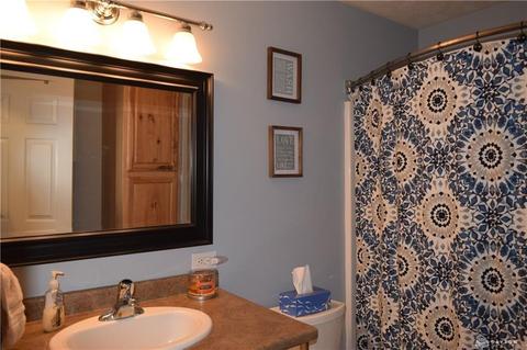 203 E Circle Dr, Dayton, OH 45449 photo 17