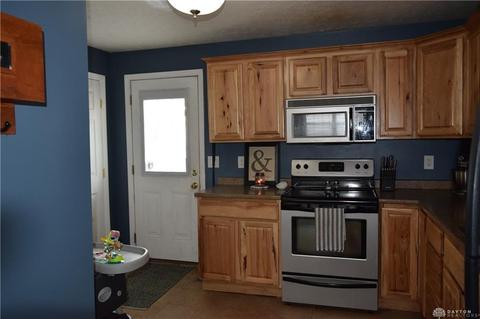 203 E Circle Dr, Dayton, OH 45449 photo 11