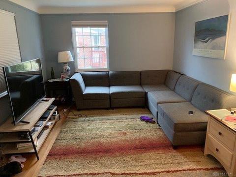 322 S Grove Ct, Cincinnati, OH 45215 photo 2