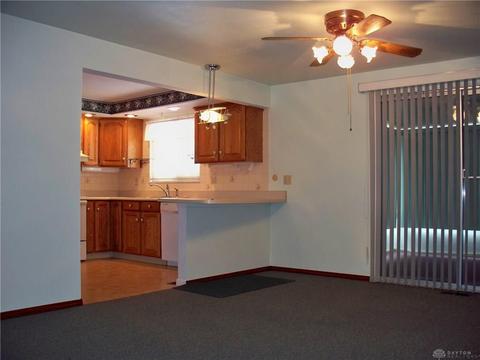 3007 Bahia Dr, Springfield, OH 45503 photo 4