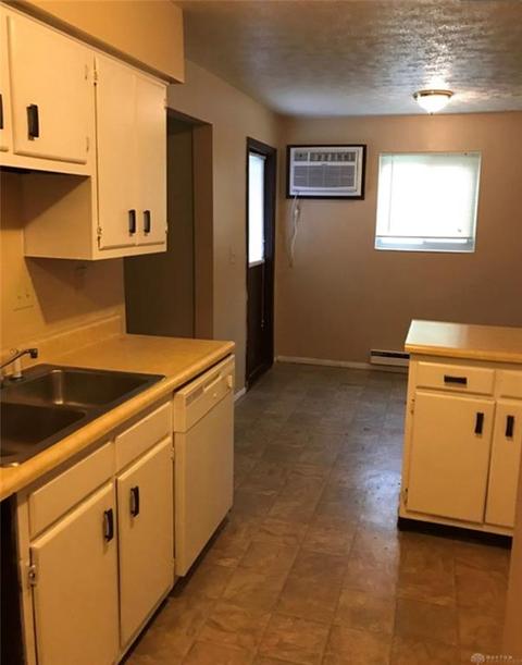 860 Gordon Smith Blvd, Hamilton, OH 45013 photo 2