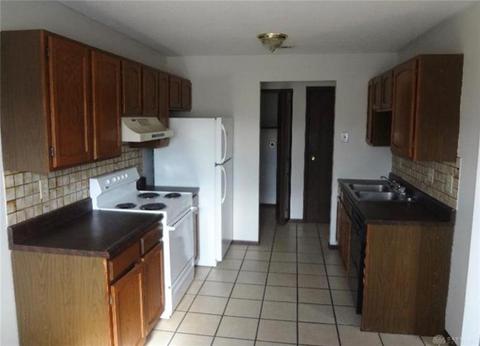 860 Gordon Smith Blvd, Hamilton, OH 45013 photo 4