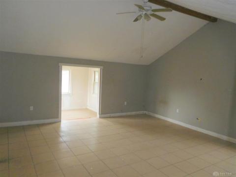 311 Hickory Dr, Springfield, OH 45503 photo 6