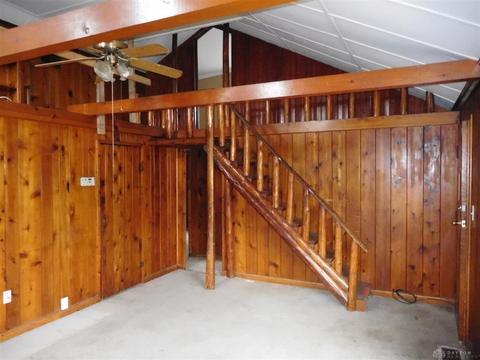 311 Hickory Dr, Springfield, OH 45503 photo 3