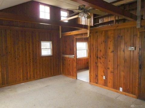 311 Hickory Dr, Springfield, OH 45503 photo 4