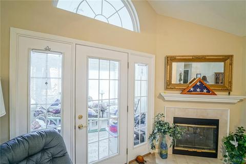 2154 Willow Run Cir, Enon, OH 45323 photo 5
