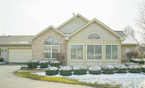 2154 Willow Run Cir, Enon, OH 45323 photo 2